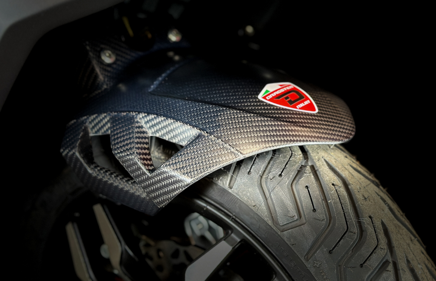 Italjet Dragster 125/200/300 Carbon Front Mudguard