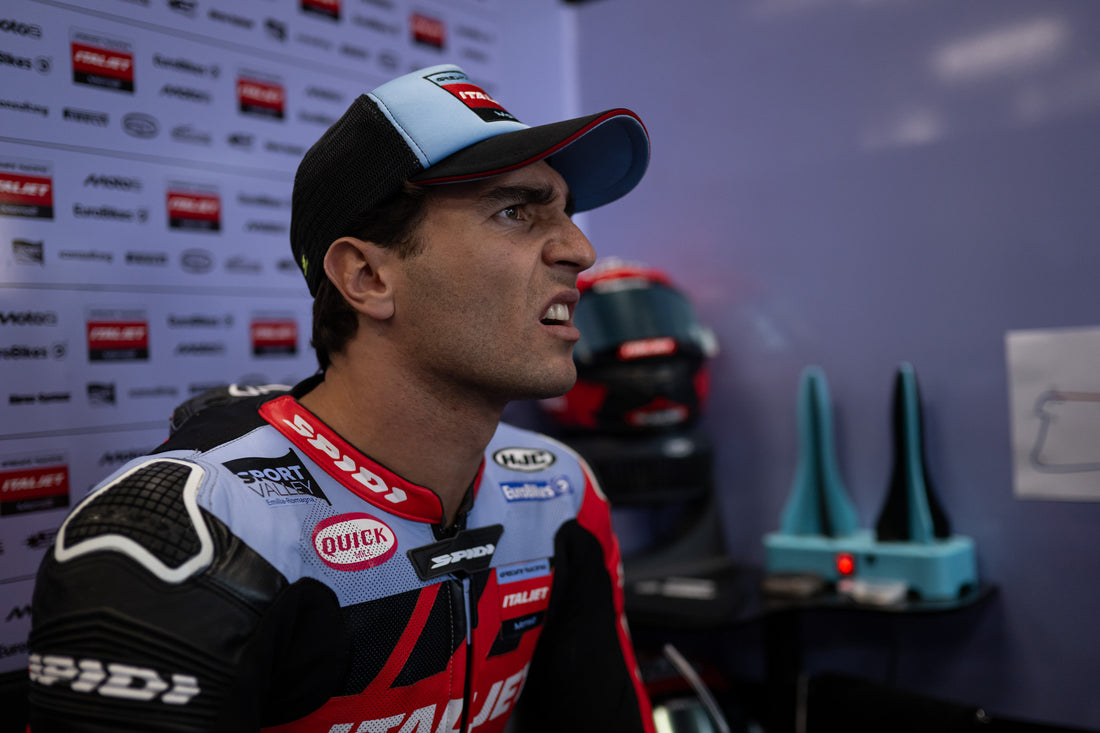 The Long Good Sunday - Arenas Fights to P12 at Silverstone