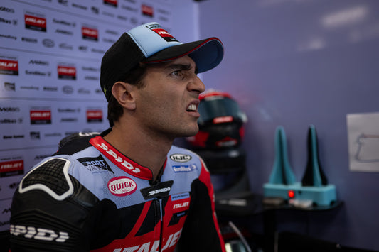 The Long Good Sunday - Arenas Fights to P12 at Silverstone