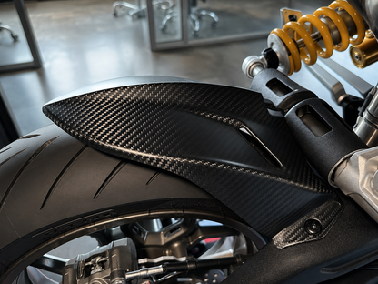 <tc>Italjet</tc> Dragster 459/700 Handgefertigter Carbon-Hinterradkotflügel